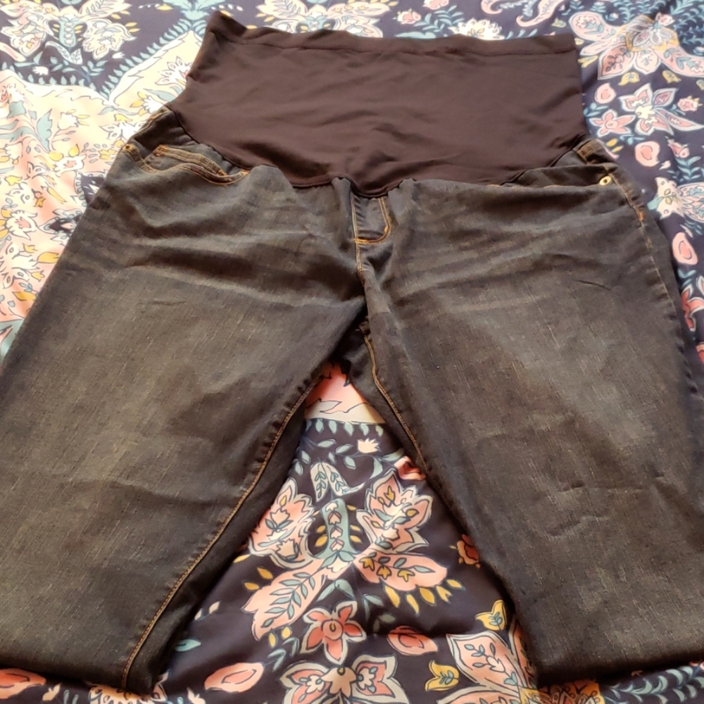 Liz Lange maternity jeans